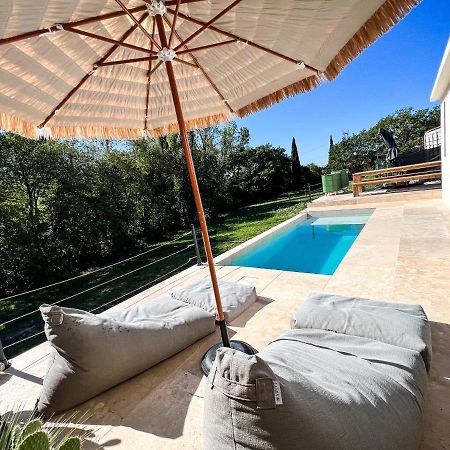 Villa De La K Ventabren Екстериор снимка